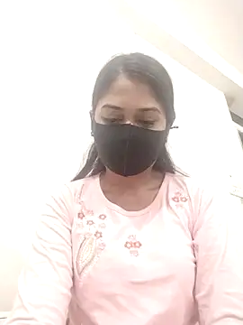 Green LaDY66 online show from November 30, 6:39 am