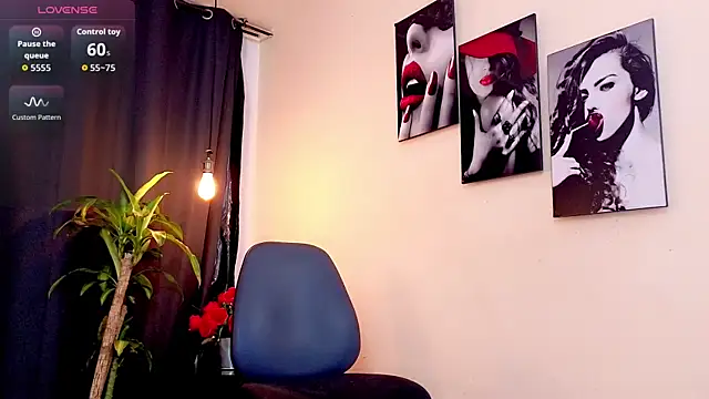 Flor Gil online show from November 27, 3:42 am