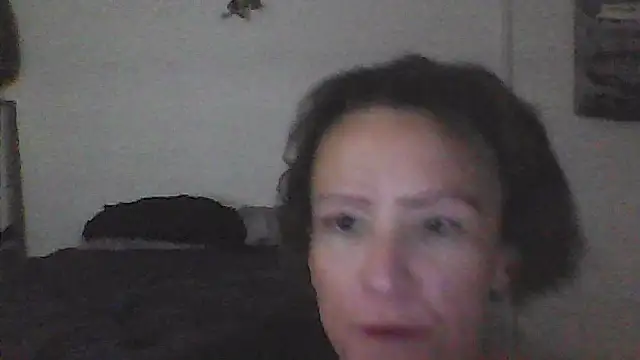 Karebearz1 online show from April 23, 12:08 am
