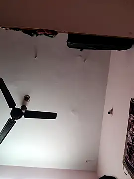 pujapujarrrr online show from January 12, 5:18 pm