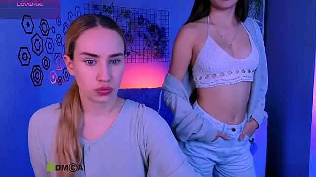 lisa dark  online show from November 27, 8:12 pm