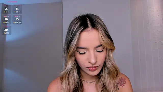 LaurentRosse1 online show from April 10, 8:26 pm