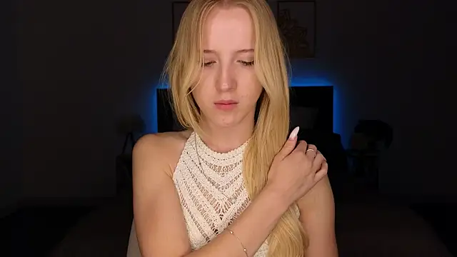 adele armass online show from July 17, 8:56 pm