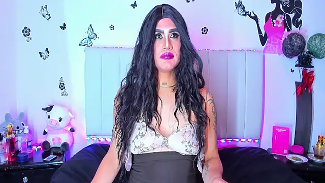 melani ferraraa  online show from March 27, 8:26 am