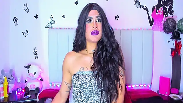 melani ferraraa  online show from March 28, 8:36 am