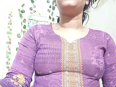 Nancy queen001 online show from December 17, 8:46 pm