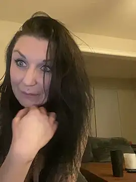 Holyplastic online show from December 1, 2:59 am