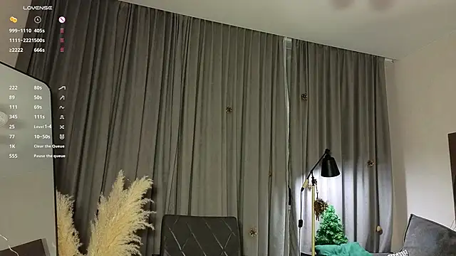 KarlaMagnett online show from December 22, 5:05 pm