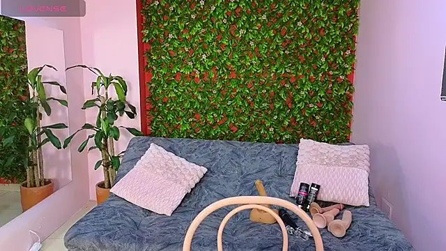 malen fitnessmilf online show from April 5, 12:15 pm