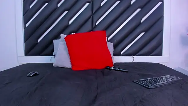 Samaraa Lee online show from December 19, 11:24 am