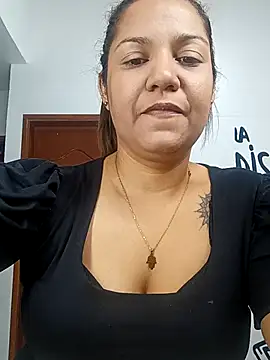 Samaraa Lee online show from December 1, 11:47 am