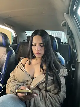 Samantha firee online show from December 1, 11:25 am