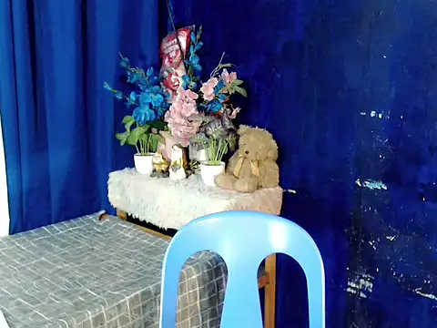 lustfullakim online show from February 13, 2:40 pm