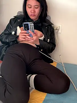 daaqnn online show from December 18, 2:16 am