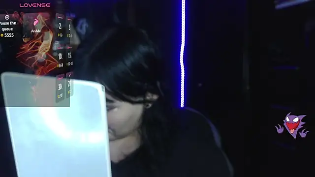 Jessie  wild online show from December 4, 2:25 am