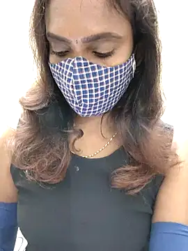 Queen-dhivya online show from November 29, 1:26 pm