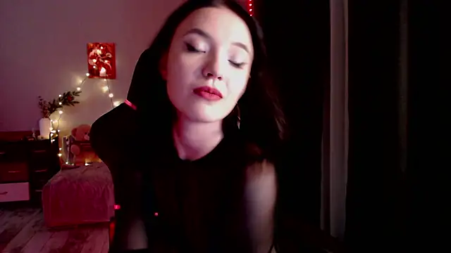 dolll maiya online show from February 5, 9:07 pm