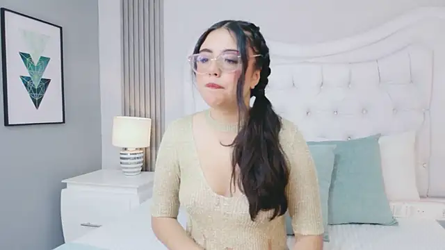 ScarlettPetrova online show from March 25, 12:08 pm