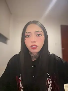 JIORYOvO online show from January 19, 4:30 am