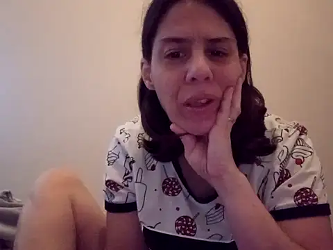 hotnathy69 online show from December 23, 8:29 am