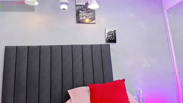 kendra london online show from January 9, 6:01 pm