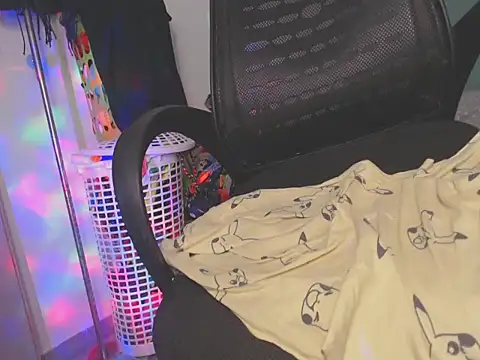 shayna cute online show from June 22, 3:25 am