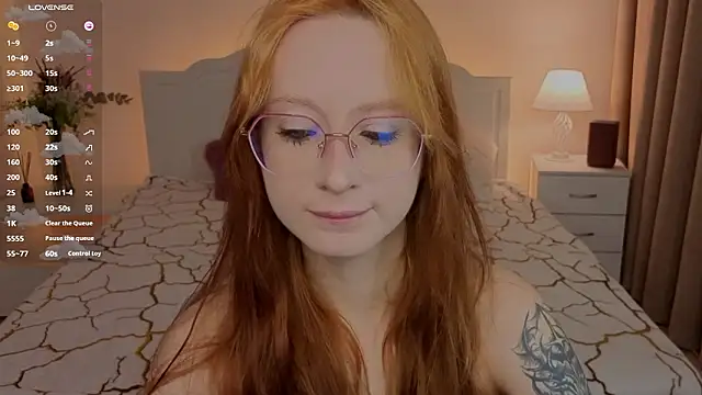 WICKEDEMBER online show from March 12, 6:38 am