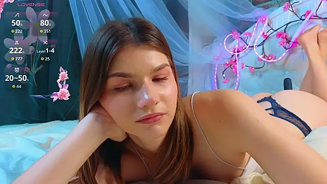 WilmaJohnson online show from April 3, 7:06 am