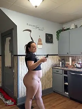 thickfarmtwat online show from March 1, 7:13 pm