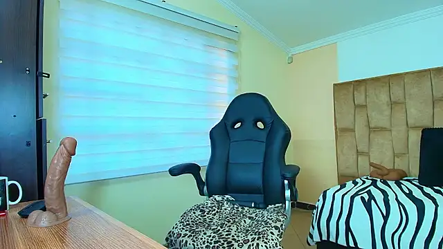 BeatrizSchmidt online show from February 27, 11:54 am