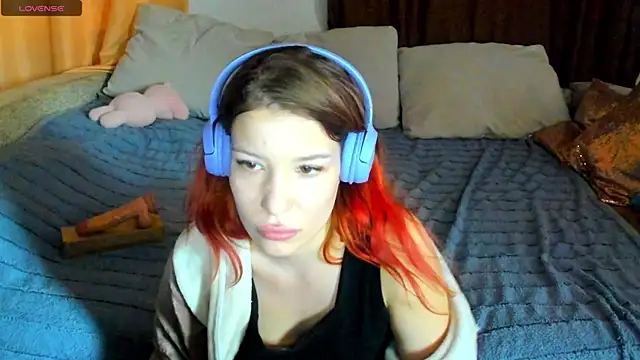 Eva purrr  online show from February 26, 8:24 am