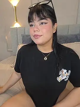 annie  20 online show from December 5, 12:50 pm