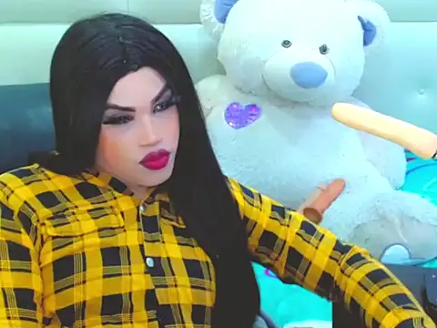 NharaBigCock online show from March 7, 7:43 pm