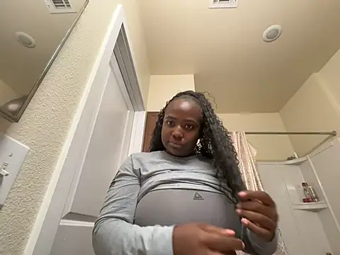 LadyVenomBites online show from November 9, 2:07 am