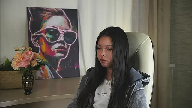 ArdelleRas online show from November 5, 5:12 am