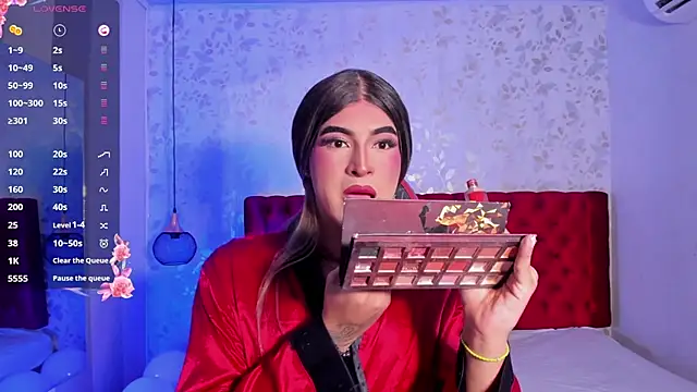 camii raux online show from February 16, 8:41 pm