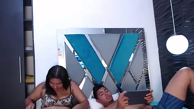 Naty And Maxx online show from November 22, 7:49 pm