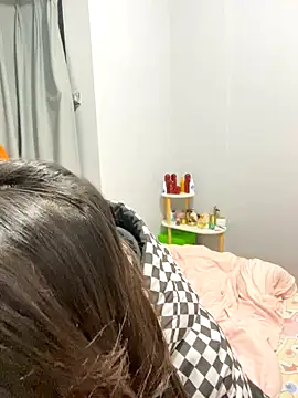 Hmm 0303 online show from December 17, 2:32 pm