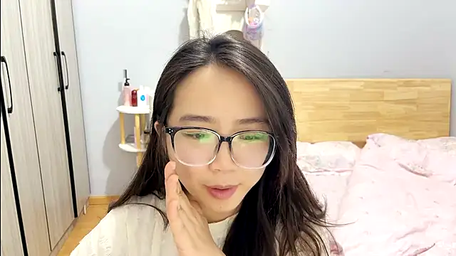 Hmm 0303 online show from March 2, 7:15 am