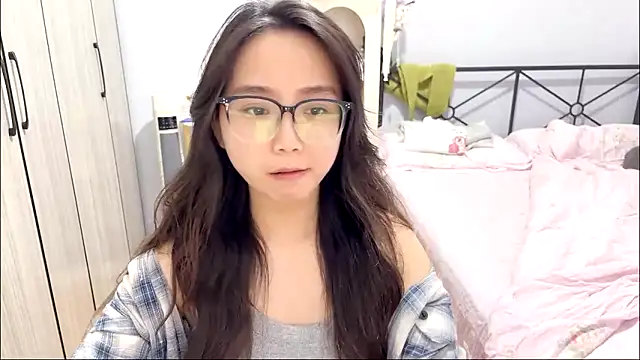 Hmm 0303 online show from March 23, 4:35 pm