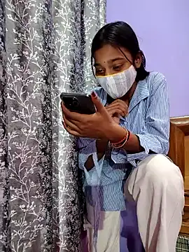 Student12th online show from November 13, 4:50 pm