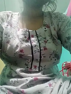 angelboudi0592 online show from April 23, 11:06 am