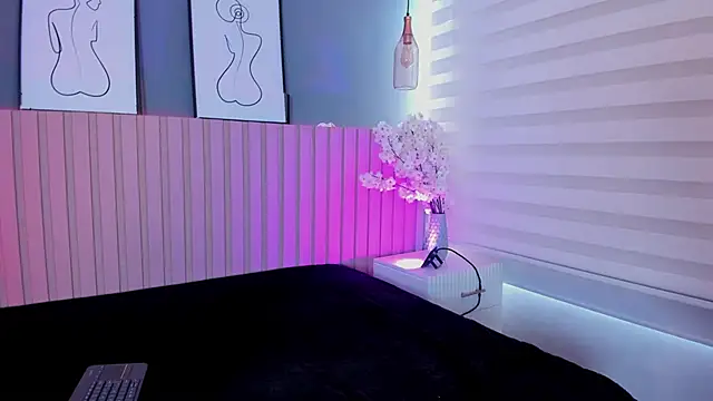 karo linee1 online show from November 23, 1:02 pm