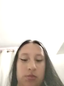 Thamara- online show from November 6, 10:48 pm