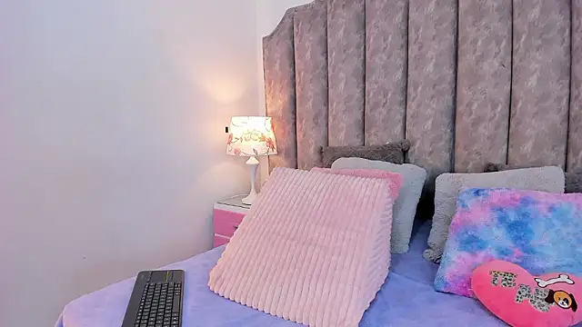 RubyCrox online show from March 12, 9:17 pm