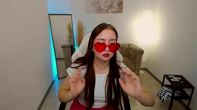 Esther Bright online show from November 9, 5:58 am