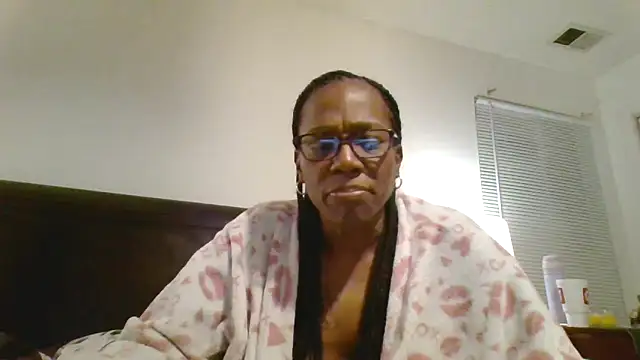 SweetParadise00 online show from November 7, 3:23 am