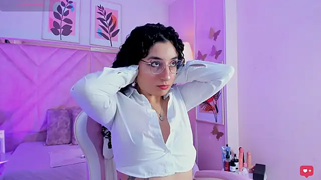 DemiJones  online show from January 17, 3:58 am