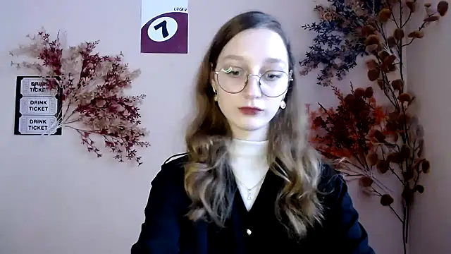 Curlyyy Girl online show from November 13, 11:53 am