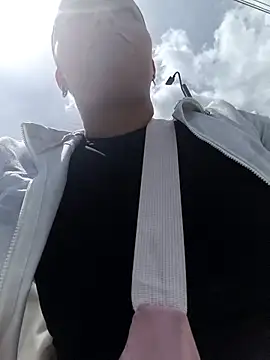 ALEJA  22 online show from April 10, 3:18 pm